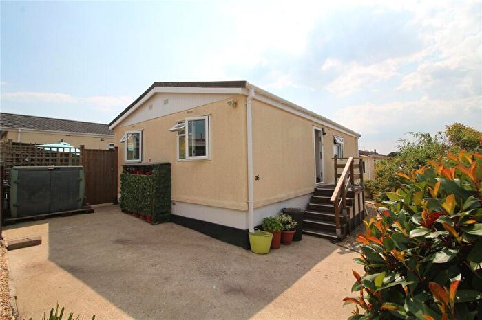 2 Bedroom Park Home For Sale In Bashley Cross Road, New Milton, Hampshire, BH25