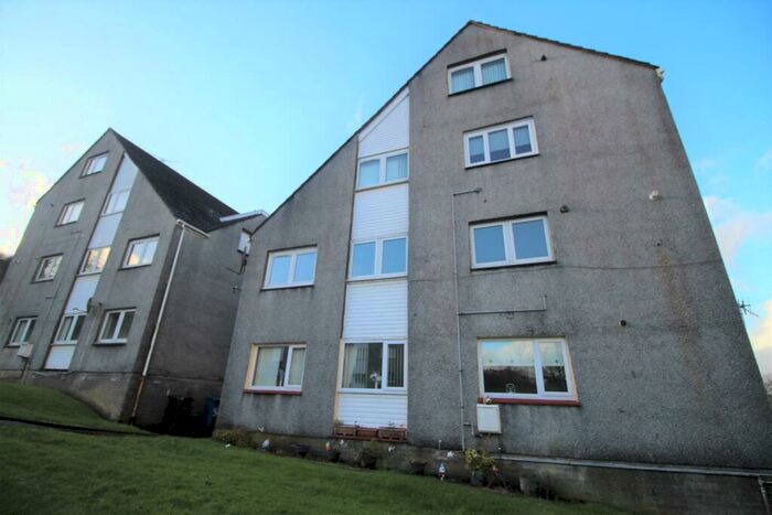 2 Bedroom Flat To Rent In Killearn Road, Greenock, PA15