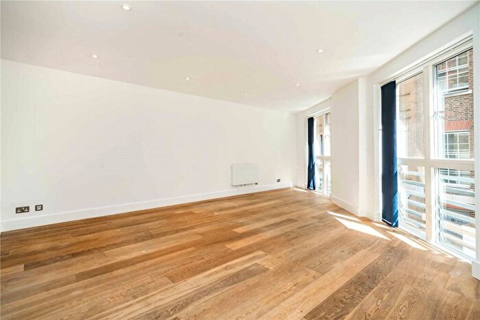 2 Bedroom Apartment To Rent In Black Friars Lane, London, EC4V