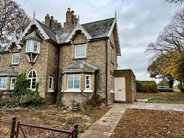 2 Bedroom Semi-Detached House To Rent In Top Lodge Thorganby Grimsby, DN37