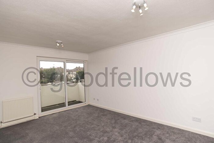 2 Bedroom Apartment To Rent In Bishopsford Road, Morden, Surrey, SM4