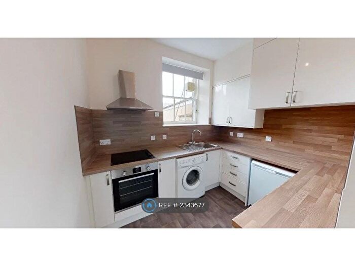 Studio To Rent In Castle Street, Aberdeen, AB11