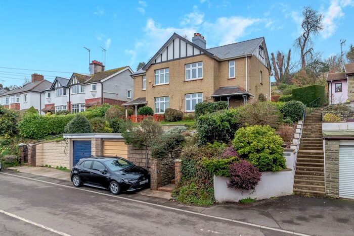 3 Bedroom Semi-Detached House For Sale In Abergavenny Road, Usk, Monmouthshire, NP15