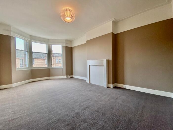 3 Bedroom Flat To Rent In Learmonth Avenue, Comely Bank, Edinburgh, EH4