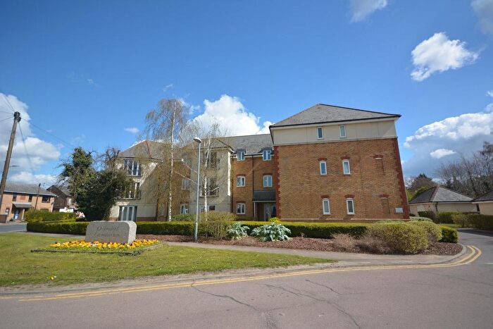 2 Bedroom Flat To Rent In Joseph Court, Writtle Road, CM1