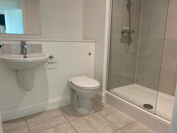 1 Bedroom Flat To Rent In George House, Wakefield, WF1