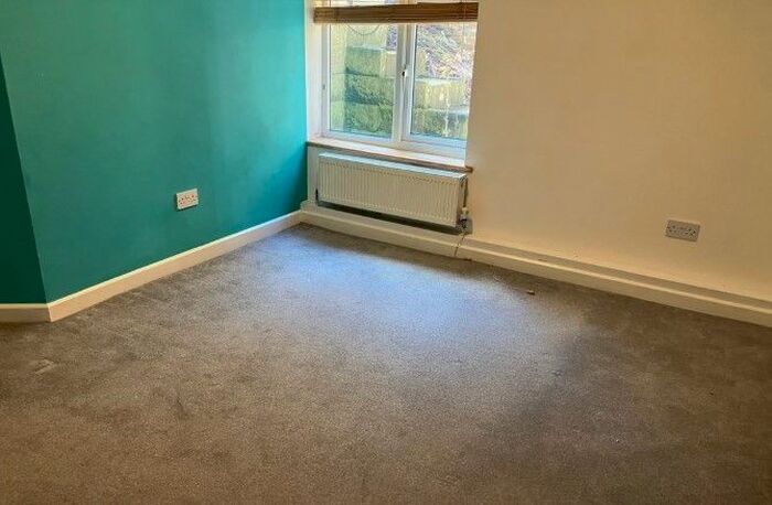 2 Bedroom Flat For Sale In Coombe Rise, Saltdean, Brighton, BN2