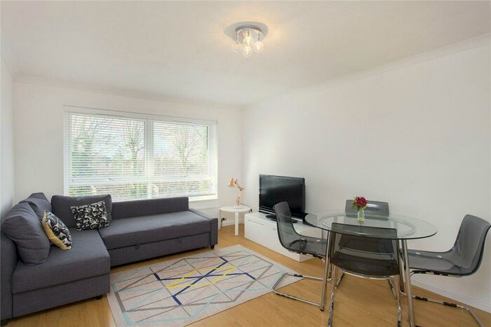 1 Bedroom Apartment To Rent In Crystal Palace, London, SE19