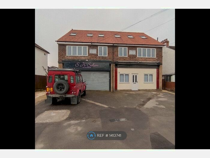 2 Bedroom Flat To Rent In Gander Green Lane, Sutton, SM1