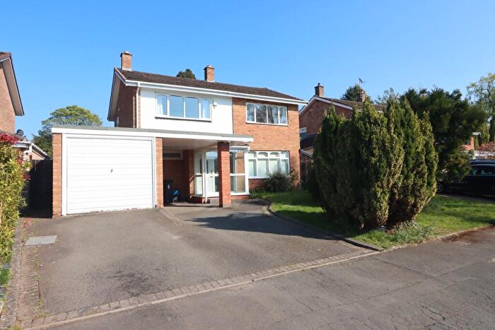 4 Bedroom Detached House To Rent In Ferndale Park, Pedmore, Stourbridge, DY9