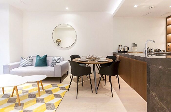 1 Bedroom Flat To Rent In Portugal Street, London, WC2A