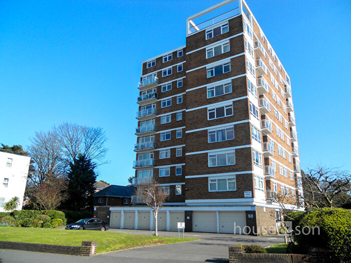 3 Bedroom Apartment To Rent In Amberley Court, Bath Road, Bournemouth, BH1