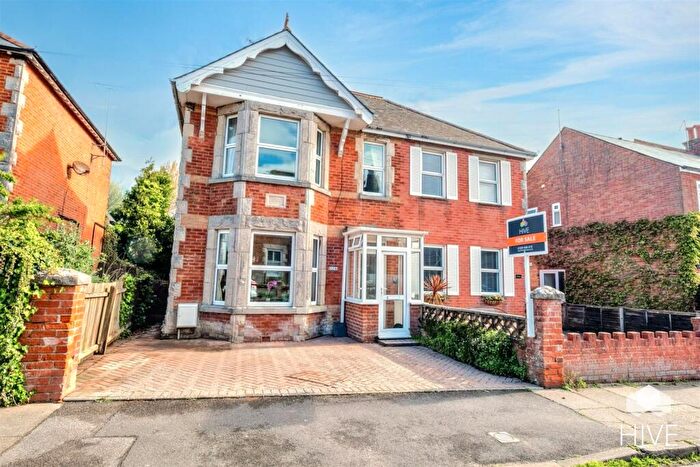 3 Bedroom Semi Detached House For Sale In Kings Road West, Swanage, BH19