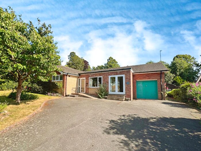 3 Bedroom Bungalow For Sale In Croft Drive, Grantham, NG31