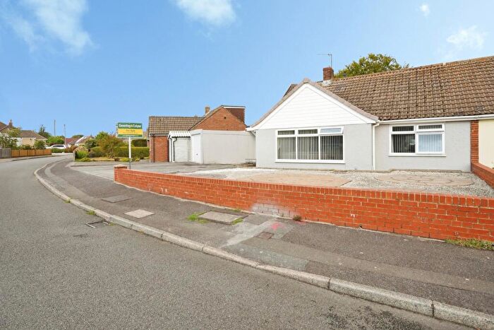 4 Bedroom Bungalow For Sale In Alison Crescent, Whitfield, Dover, Kent, CT16