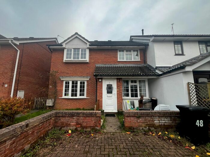 2 Bedroom Terraced House To Rent In The Glebe, Wrington, Bristol, BS40