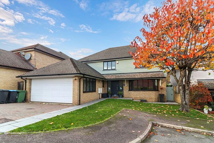 4 Bedroom Detached House For Sale In Five Acres, Kings Langley, WD4