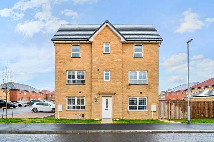 3 Bedroom End Of Terrace House To Rent In Azalea Court, West Meadows, Cramlington, NE23