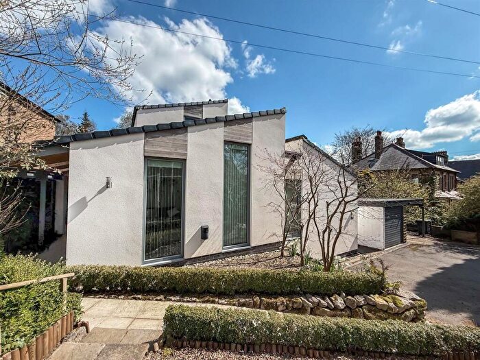 4 Bedroom Detached House For Sale In Lightwood Road, Buxton, SK17