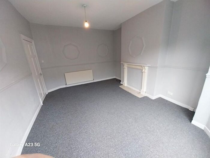 3 Bedroom Semi Detached House For Sale In Albert Avenue, Prestwich, M25