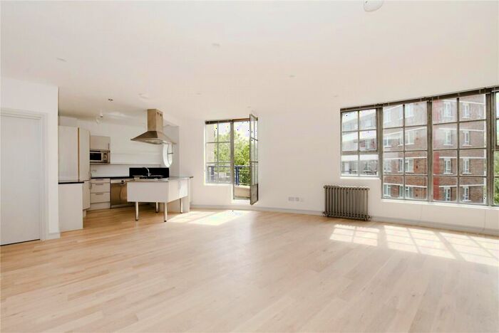 2 Bedroom Flat To Rent In Gee Street, Islington, EC1V