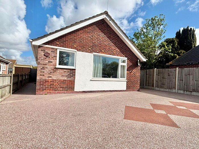 2 Bedroom Detached Bungalow For Sale In Brasenose Avenue, Gorleston, NR31