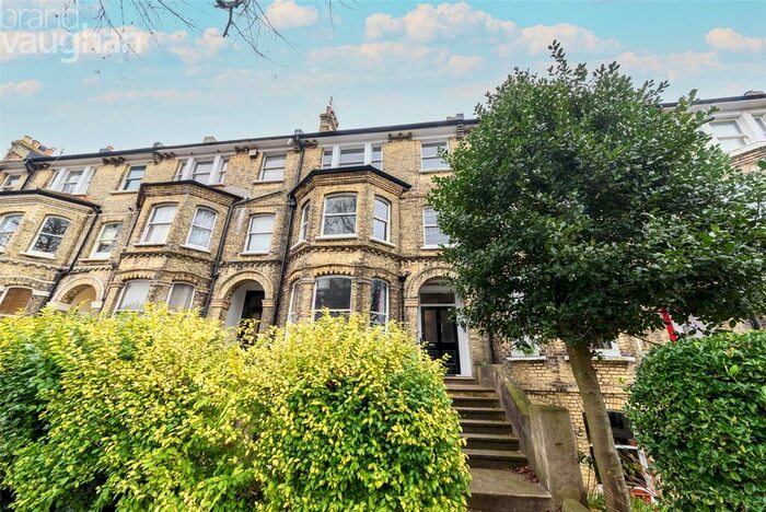 2 Bedroom Flat To Rent In Denmark Villas, Hove, East Sussex BN3