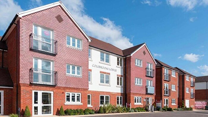 1 Bedroom Retirement Property For Sale In Bed Apartment, Colebrooke Lodge, Reigate, RH2