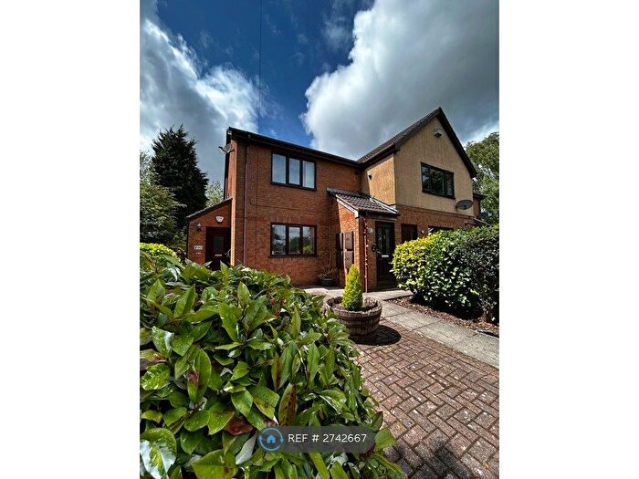 2 Bedroom Flat To Rent In Morley, Leeds, LS27