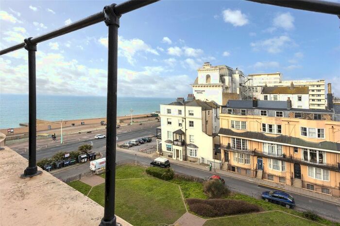 2 Bedroom Flat To Rent In Bedford Square, Brighton, BN1