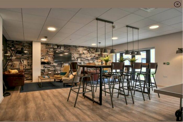 2 Bedroom Flat To Rent In Bonhay Road, Exeter, EX4