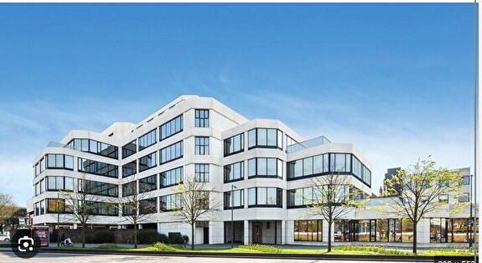 1 Bedroom Apartment For Sale In High Street, SL1