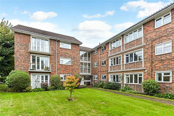 2 Bedroom Apartment To Rent In Regnum Court, Chichester, PO19