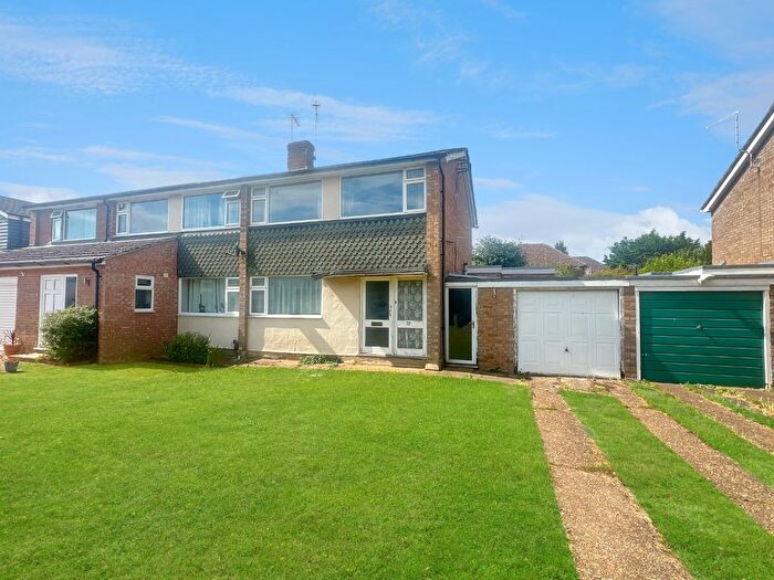 3 Bedroom Semi-Detached House For Sale In Willow Crescent, Milton, Cambridge, CB24