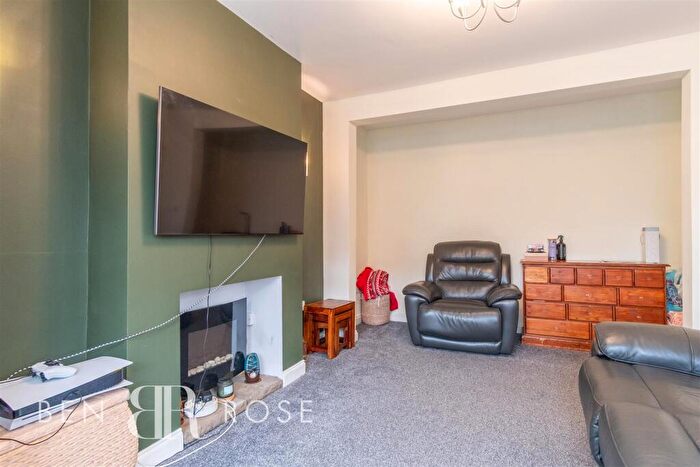3 Bedroom End Of Terrace House For Sale In Anchor Drive, Hutton, Preston, PR4
