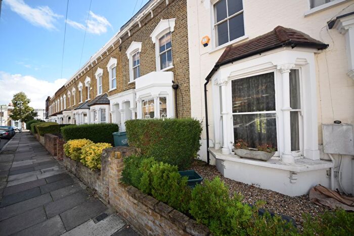 4 Bedroom Terraced House To Rent In Fortnam Road, Archway, London, N19