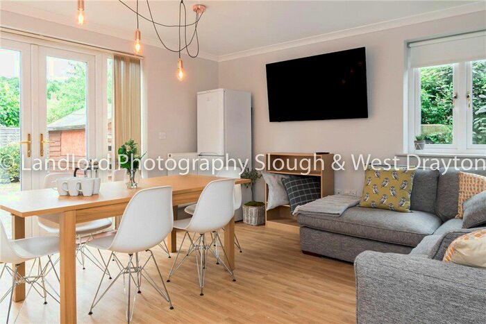 7 Bedroom End Of Terrace House To Rent In Broomfield, Guildford, Surrey, GU2