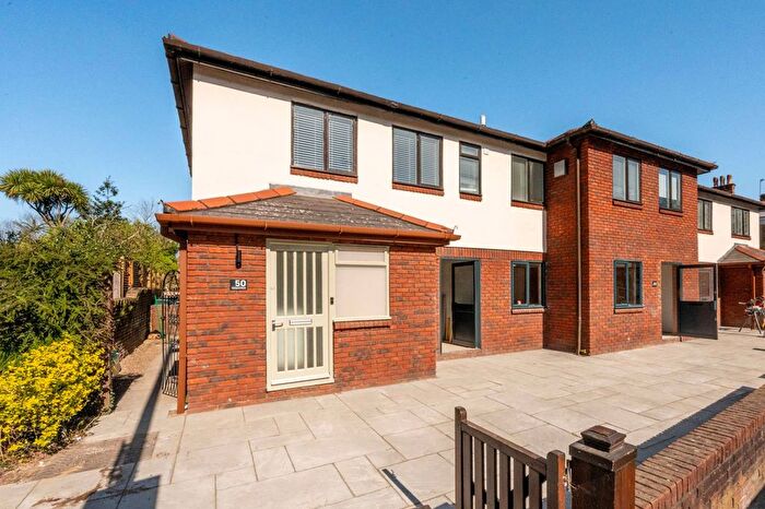 Studio To Rent In Hampton Road, Twickenham, TW2