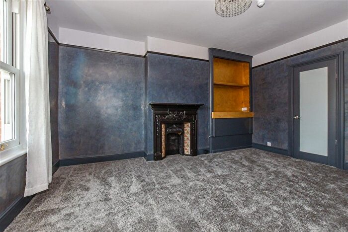 4 Bedroom Detached House For Sale In Commercial Road, Paddock Wood, Tonbridge, Kent, TN12