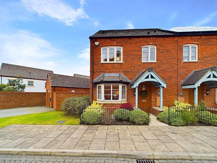 3 Bedroom Semi-Detached House For Sale In Wistanes Green, Wessington, Alfreton, DE55