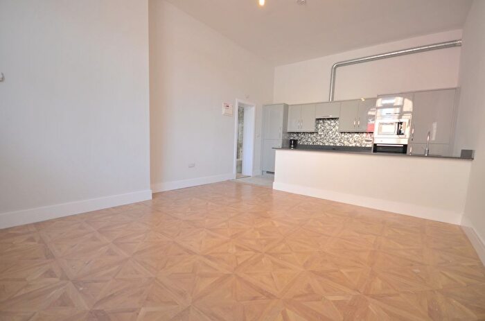 1 Bedroom Property To Rent In The Brook, Chatham, ME4