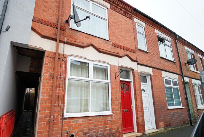 2 Bedroom Terraced House To Rent In Ratcliffe Road Loughborough Leicestershire, LE11