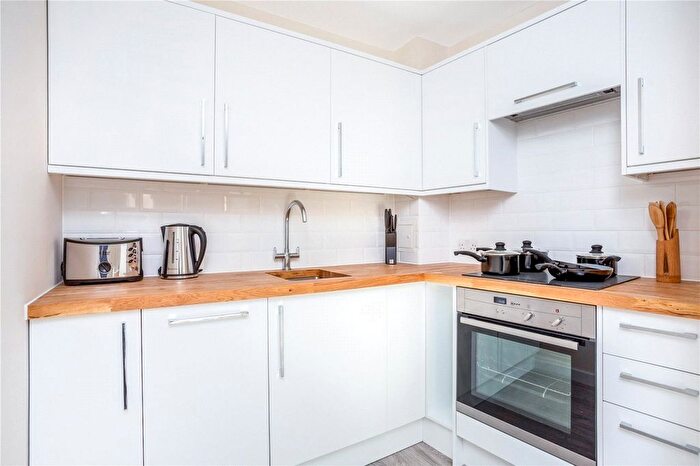 1 Bedroom Flat For Sale In Tower House, Lewisham, SE13