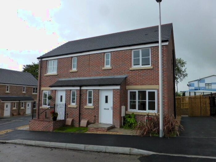 3 Bedroom Semi-Detached House To Rent In Bro Eithin, Cefneithin, Llanelli, SA14