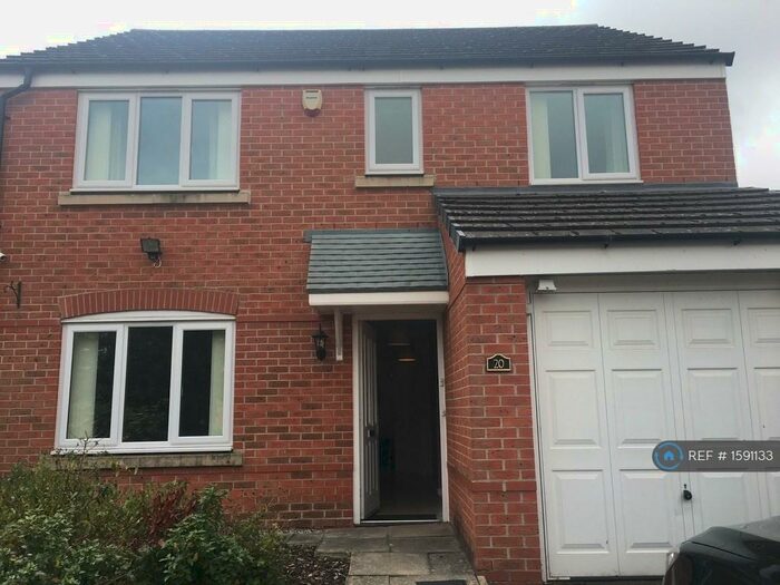 5 Bedroom Detached House To Rent In Brent Close, Newcastle-Under-Lyme, ST5