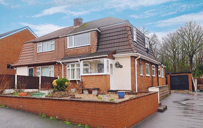 3 Bedroom Semi Detached House For Sale In Trefynant Park, Acrefair, Wrexham, LL14