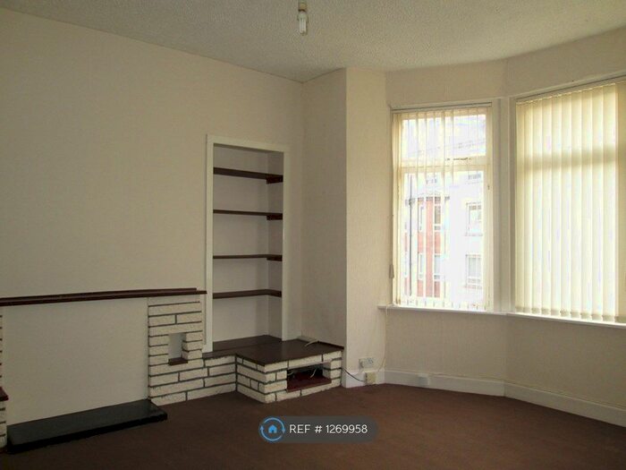 1 Bedroom Flat To Rent In Highholm Street, Port Glasgow PA14