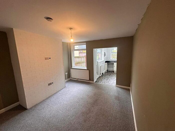 2 Bedroom End Of Terrace House For Sale In George Street, Mansfield Woodhouse, NG19