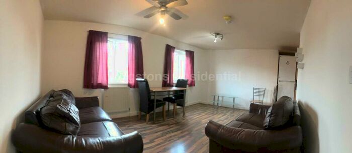 2 Bedroom Flat To Rent In Stacey Court, Stacey Road, Adamsdown, CF24