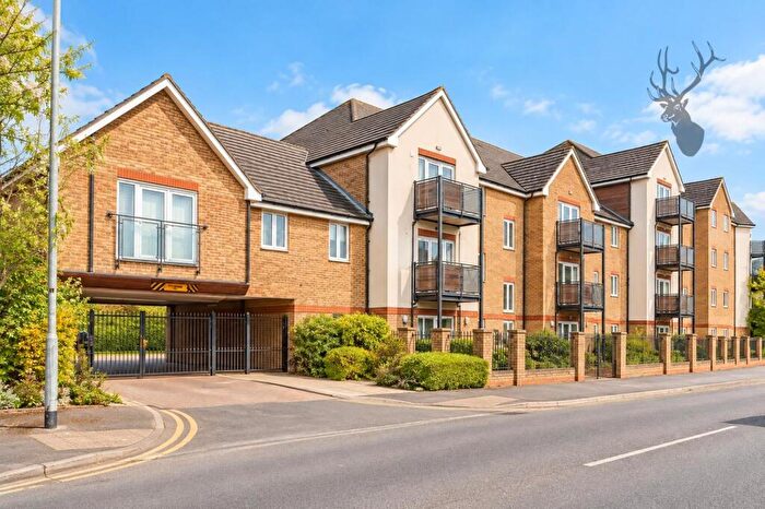2 Bedroom Flat For Sale In Epping New Road, Iceni Court, IG9
